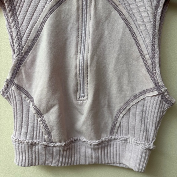 BDG Cropped Sleeveless Top - Picture 4 of 11